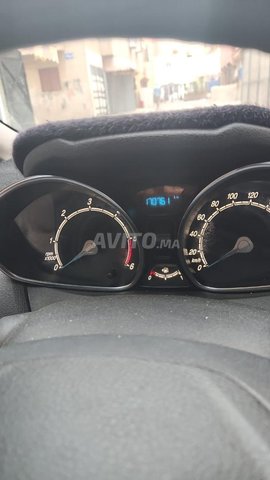 Ford Fiesta Diesel Manuelle 2017 في Deroua