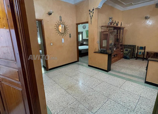 شقة للبيع 88 متر مربع في تمارة وسط المدينة