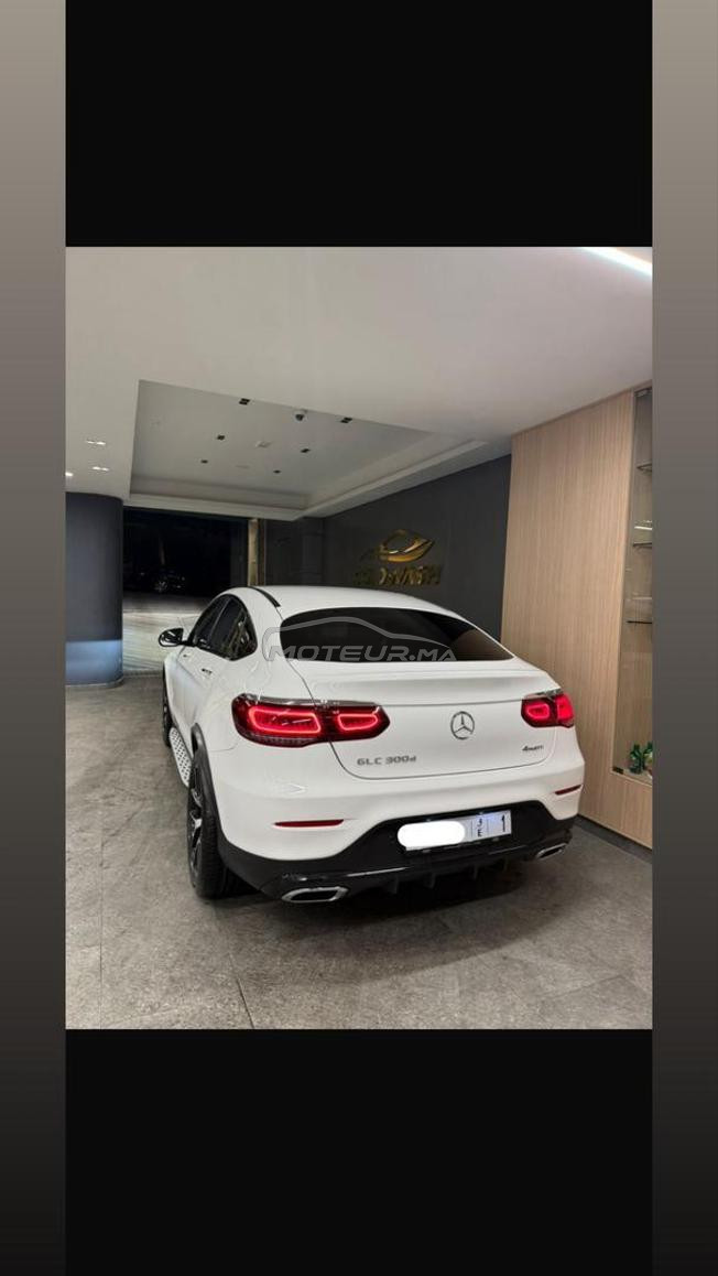 MERCEDES GLC300d