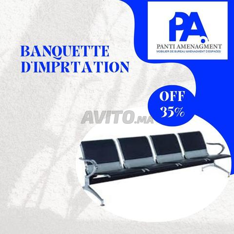 Banquette métallique 2–3 places – Attente accueil