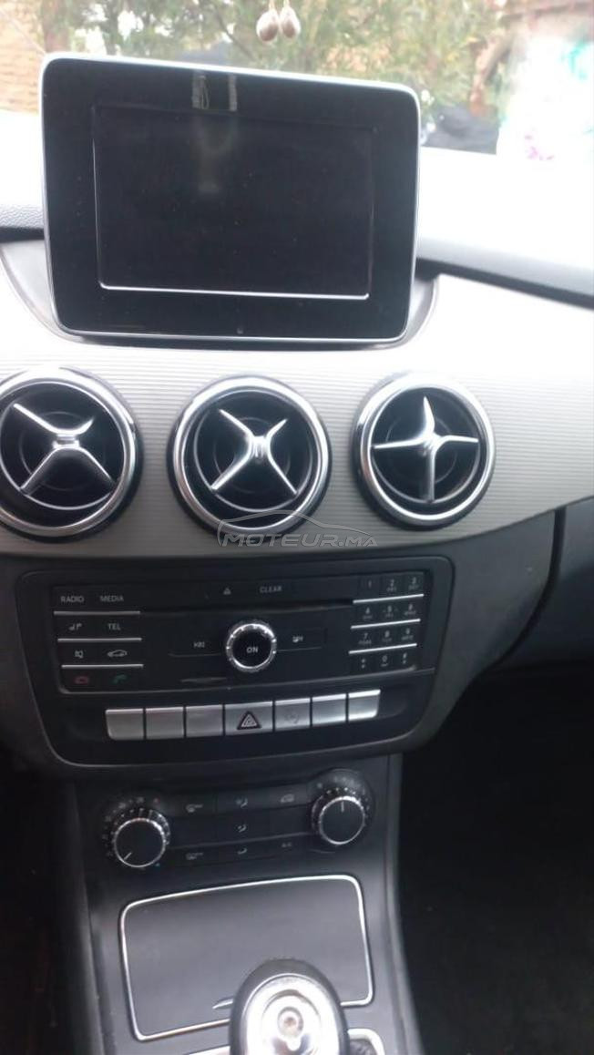 Mercedes-Benz 160 Diesel Manuelle 2015 à Tanger