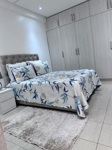 Appartement avec piscine - image 5