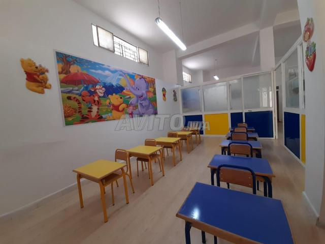 MOBILIER SCOLAIRE / CHAISE / TABLE / PUPITRE - 2