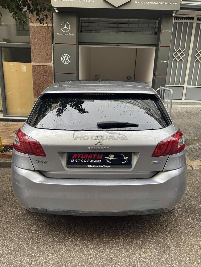 Peugeot 308 automatique 2015 ded 2024 à Tanger