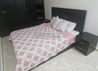 Meubles pour chambre à coucher en très bon état