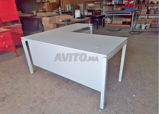 Bureau et chaise de luxe disponible