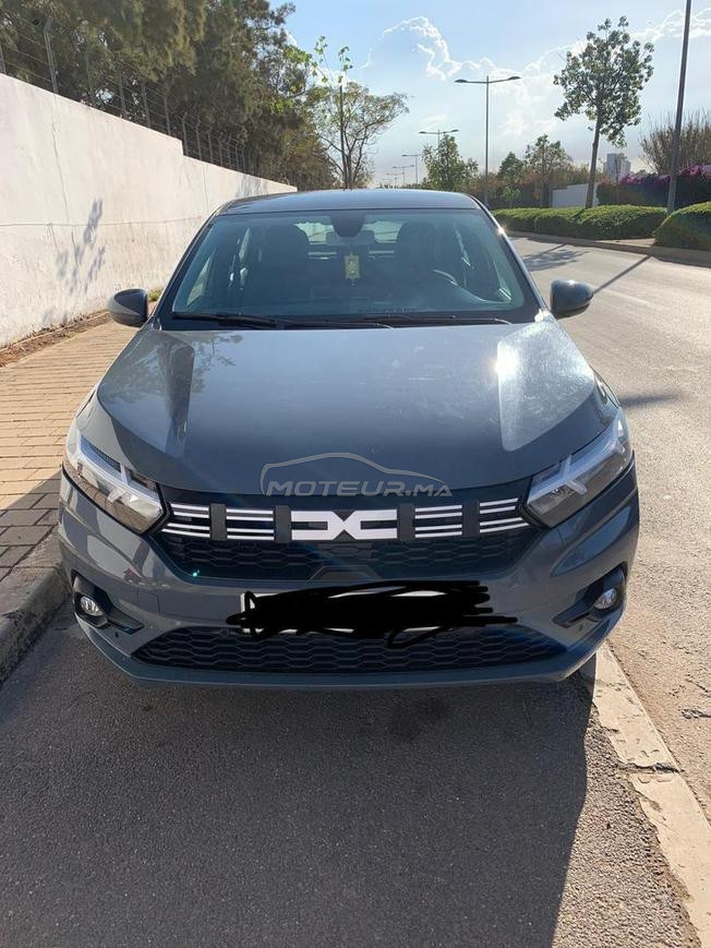 je vendre dacia logane 
