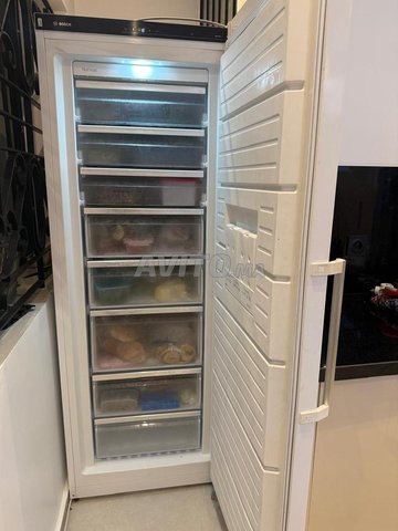 Congélateur armoire Bosch NoFrost – Excellent état