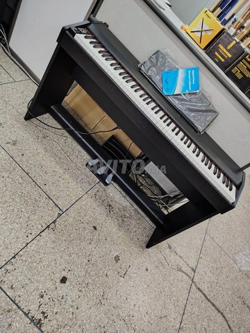 بيانو كلاسيكي