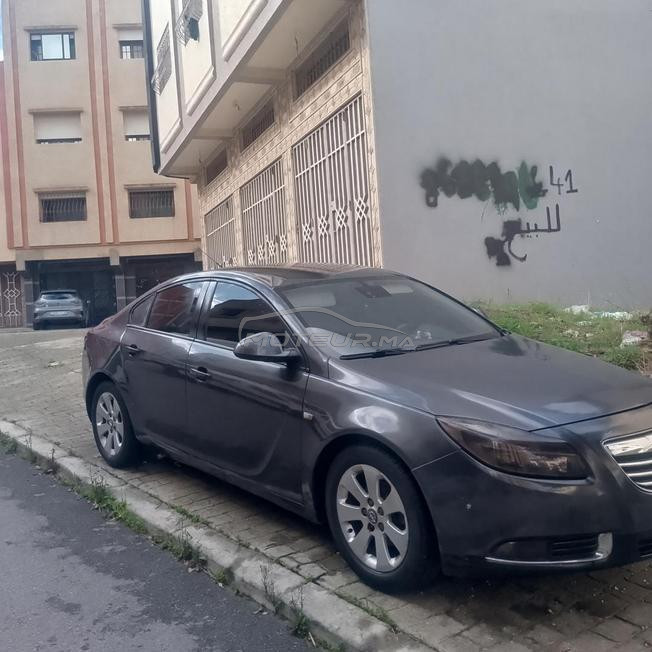 Opel Insignia Diesel Manuelle 2010 à Tanger