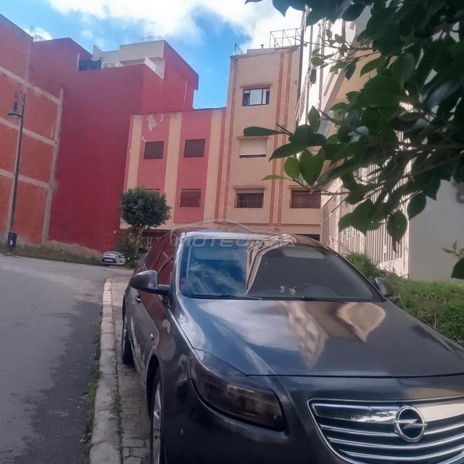 Opel Insignia Diesel Manuelle 2010 à Tanger