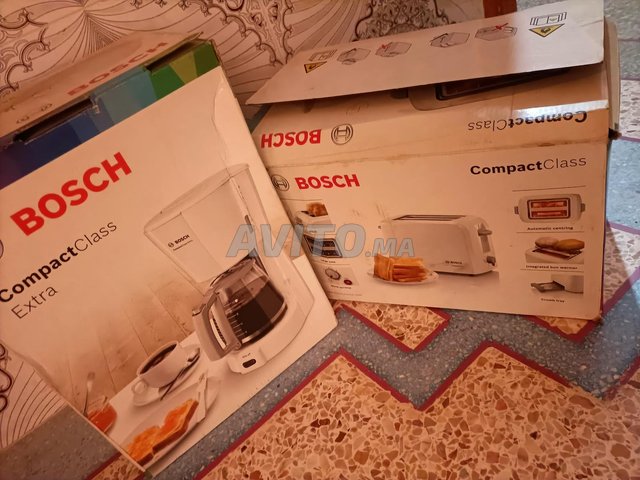 Machine à café et grille-pain neufs