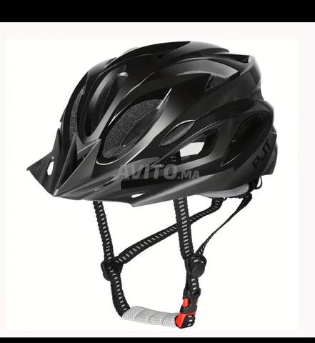 Casque vélo.trotinette couleur noir