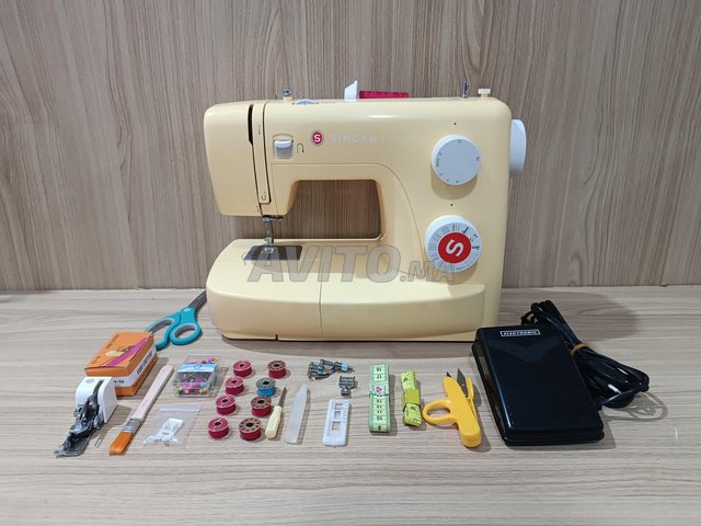 ماكينة خياطة سنجر بسيطة 3223Y