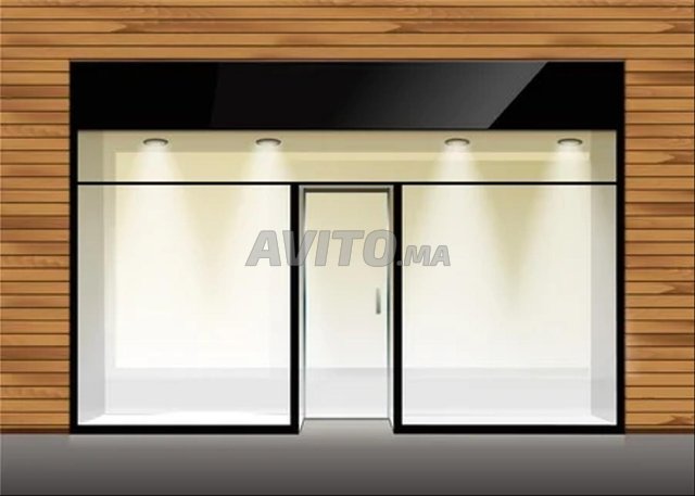 Local commercial sur le boulevard