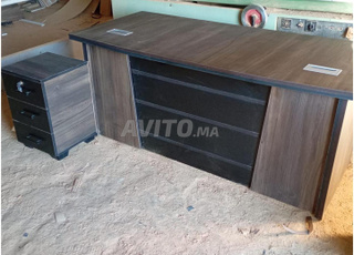 Bureau scolaire solide plateau stratifié et struc