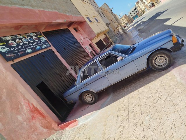 مرسيدس 240 مليحة فيها موتور سانك ديال 190