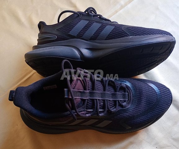 أديداس أوريجينالز للبيع