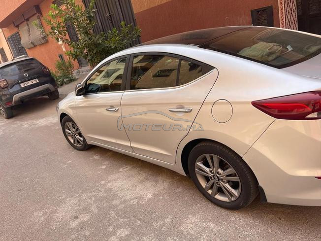 Hyundai Elantra Diesel Manuelle 2017 à Marrakech
