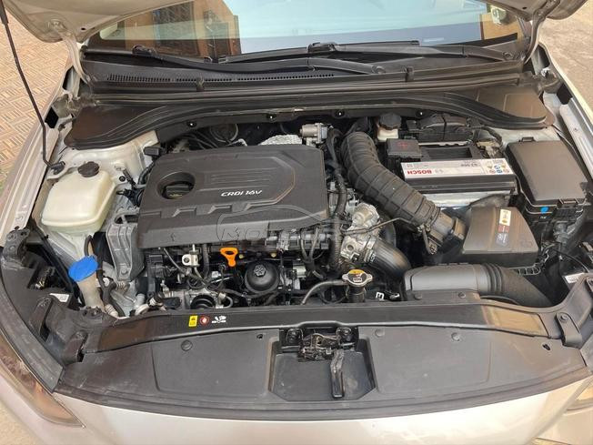 Hyundai Elantra Diesel Manuelle 2017 à Marrakech