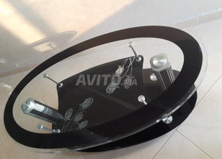 A vendre Table Basse Ovale en verre TREMPE
