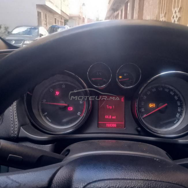 Opel Insignia Diesel Manuelle 2010 à Tanger
