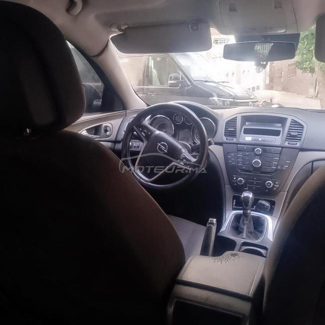 Opel Insignia Diesel Manuelle 2010 à Tanger