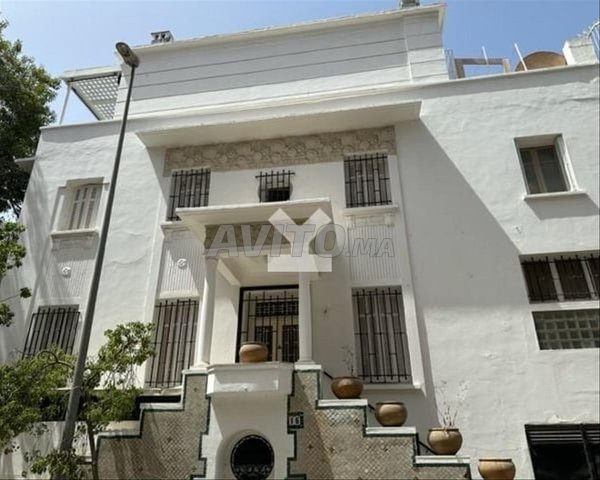 15801-Villa à louer à 95000DH à Quartier De Parc E