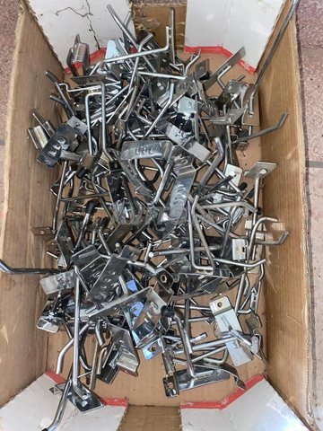 Mannequins et porte vêtements ( takiat )