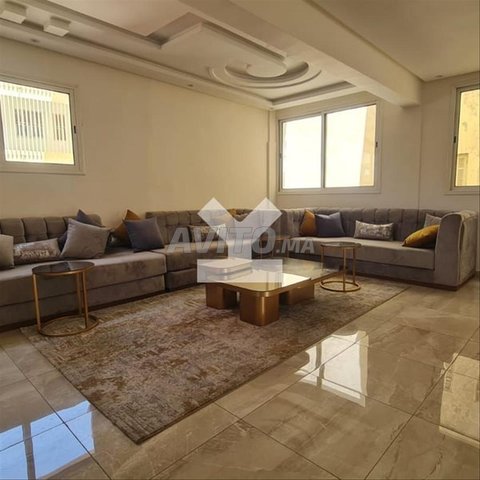 114261-مكتب للإيجار بـ 10000 درهم في مرس السلطان