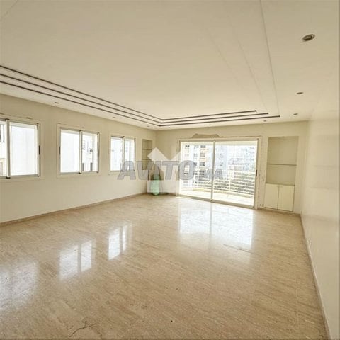 156132-Appt à louer à 12000DH à Gauthier