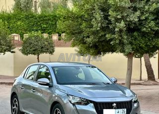 بيجو 208 01-2022 يدوية في مراكش