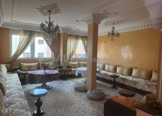 Très belle maison au centre de Deroua