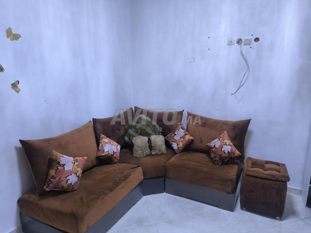 أريكة مريحة للبيع