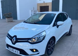 Clio 4 automatique toutes options