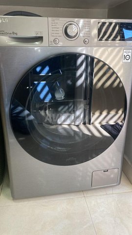 غسالة LG 8kg Inverter - حالة ممتازة