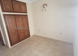 Appartement à vendre 81 m2 plus parking titré