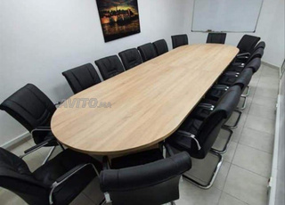 طاولة اجتماع / Table de Réunion
