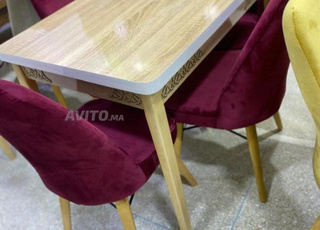 Salle à Manger 4 Chaises