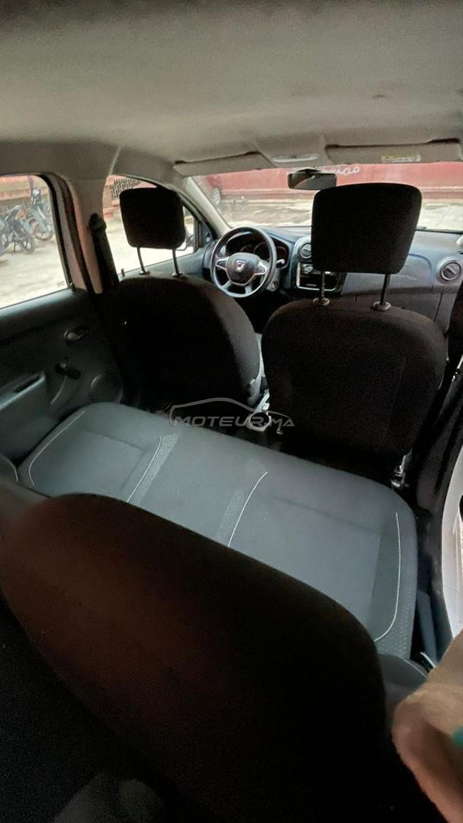 Dacia Logan modèle 2021 en très bonne état 