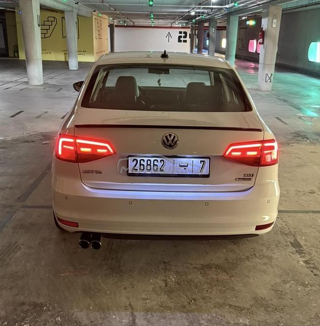 Volkswagen jetta …