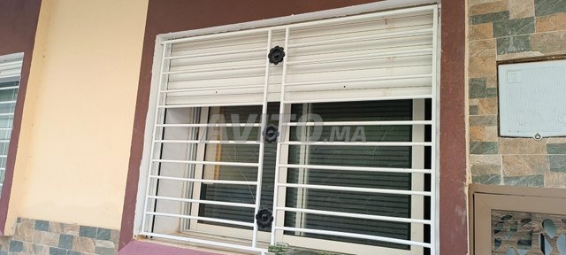 حاجز وقاية نافذة شبك