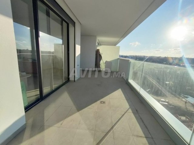 Studio terrasse VIDE Casa Finance City
