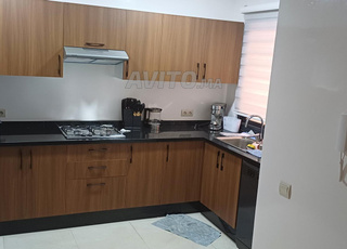 Appartement avec ascenseur, piscine, parking