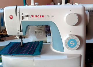 machine a coudre singer آلة الخياطة