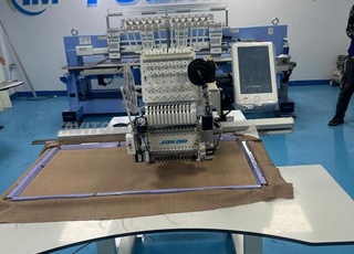 Machine broderie professionnel