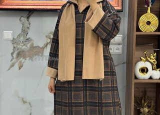 Djellaba en dentelle avec châle, travail soigné