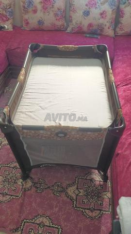 سرير للأطفال بالبونجا