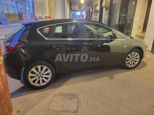 Voiture première main.