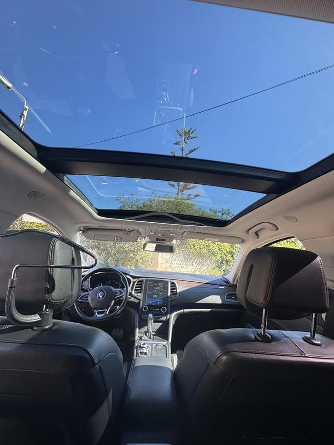 Renault TALISMAN model 2018 (août) 